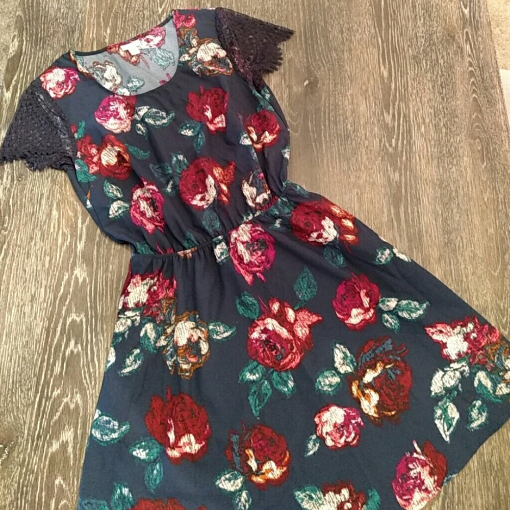 Merona Skater Dress XS Floral Pattern